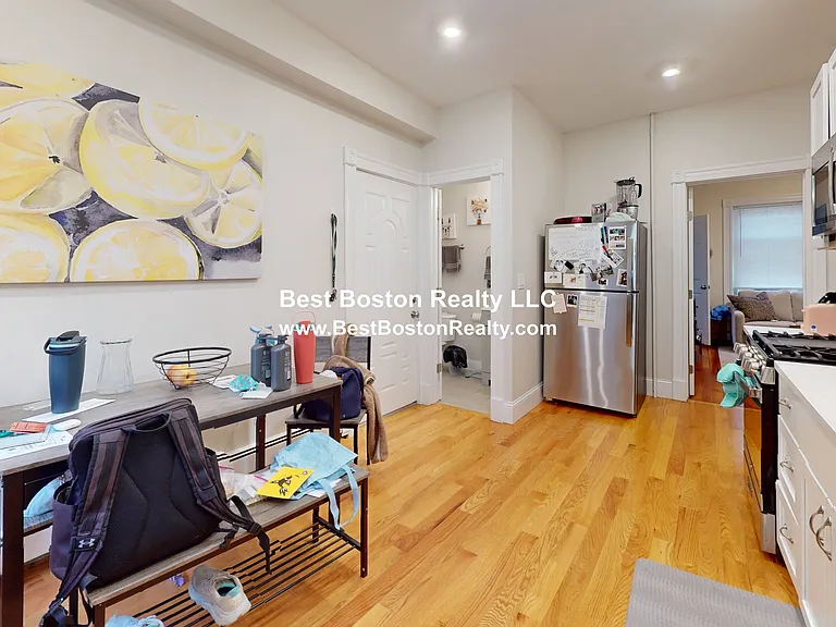 317 Hurley St #1 — Photo 3