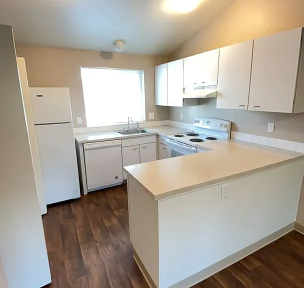 1401 N Springbrook Rd — Photo 17