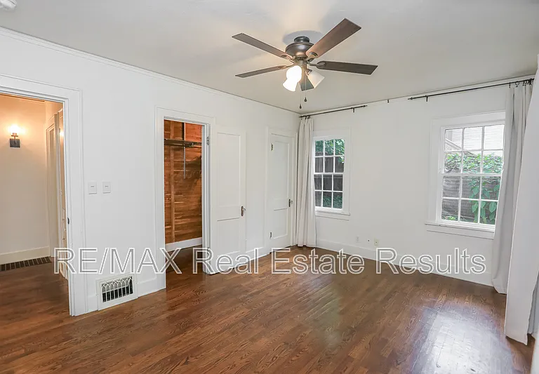 610 N Olive Ave — Photo 29