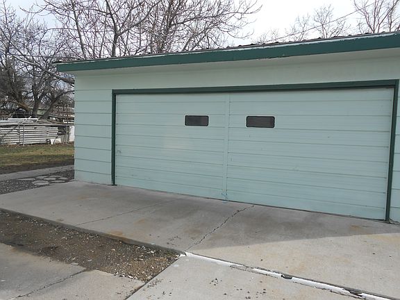 2 car garage