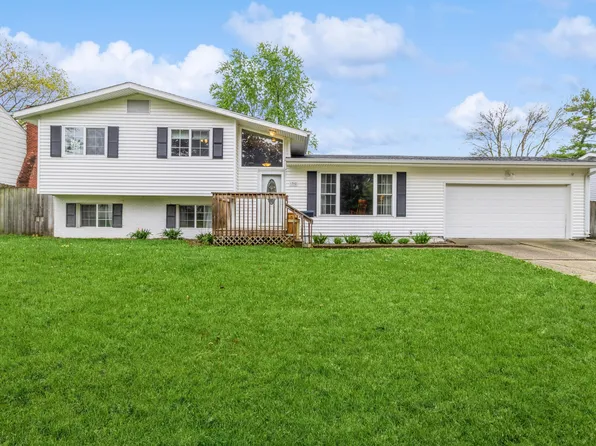 1310 Coolidge Dr, Ames, IA 50010