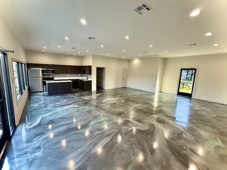 The Mayfair Apartment Homes — Photo 31