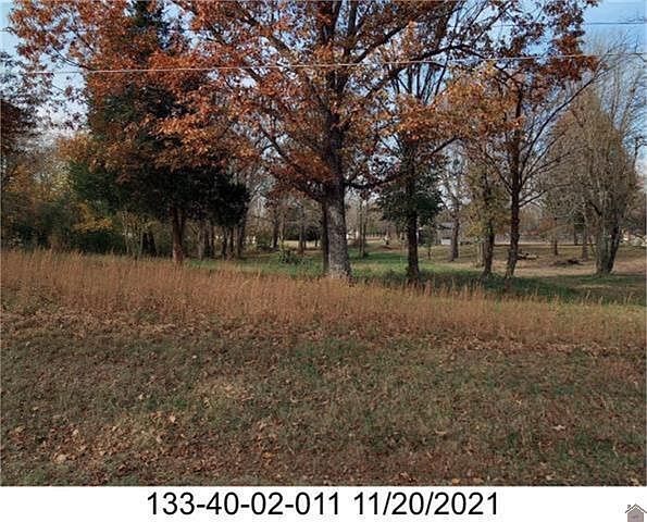 1st image of 211 Stiles Rd