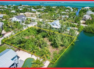17172 Marlin Dr, Sugarloaf Key, FL 33042