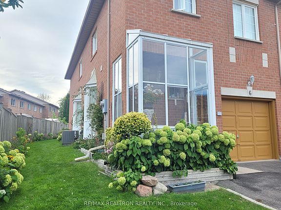 2nd image of 6 Echo Glen Rd
