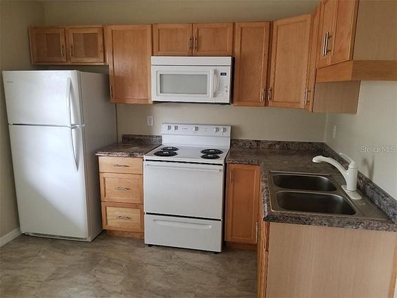 4th image of 2453 Brent Ave SW APT B