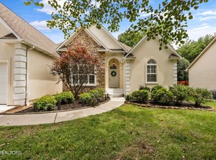 2369 Conners Creek Cir, Knoxville, TN 37932