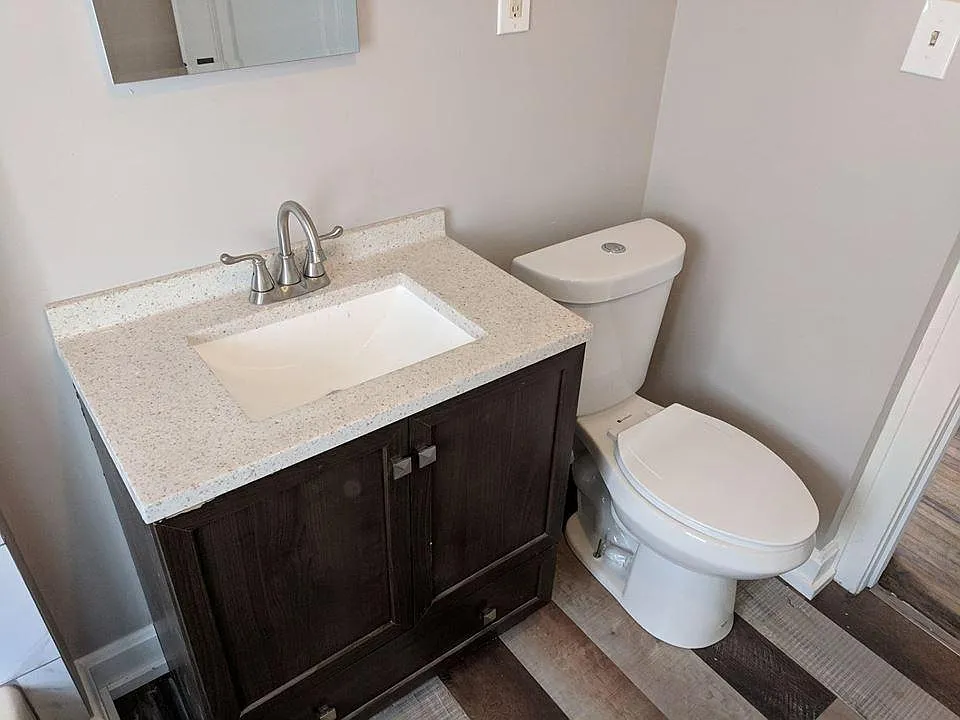 2 bed, 800 sqft, $1,295 — Photo 4
