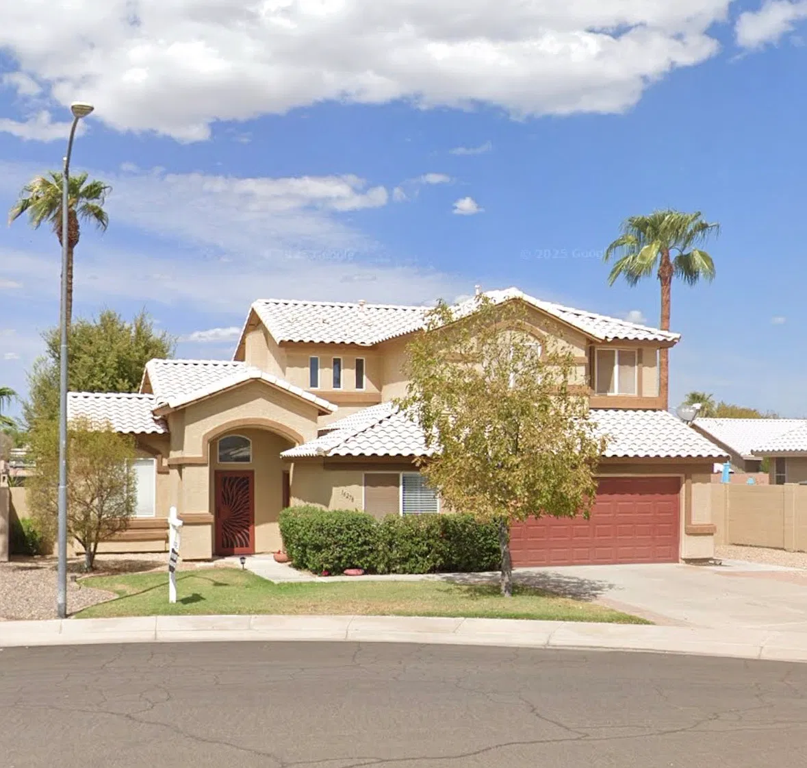 5 bed, 2.5 bath, 1993 sqft, $2,350 — Photo 1