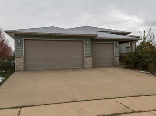 6150 Teal Ln NW, Rochester, MN 55901