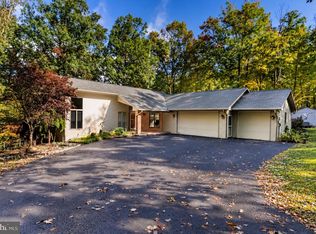 7 Trout Ln, Marysville, PA 17053