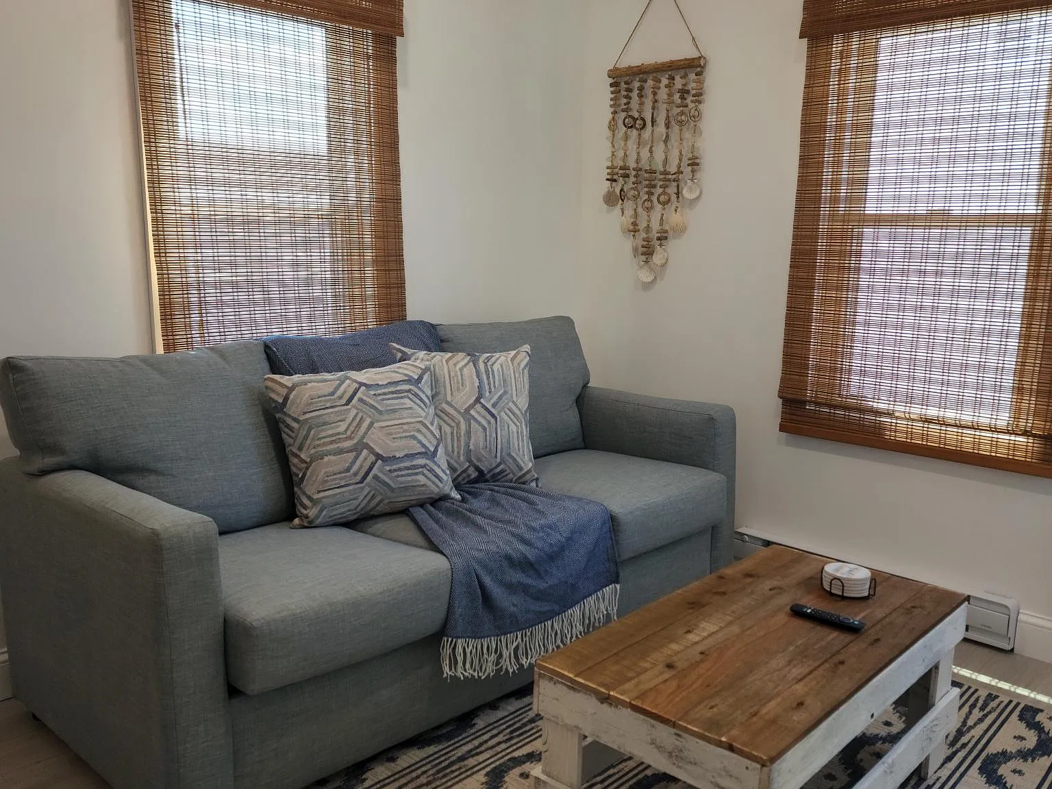 4 Brown Ave — Photo 3