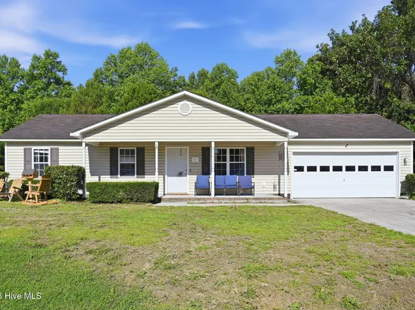 163 Wheaton Drive, Richlands, NC 28574