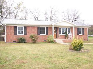 111 Napier Dr, Columbia, TN 38401