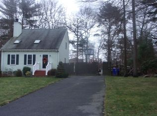 411 Mockingbird Way, East Taunton, MA 02718