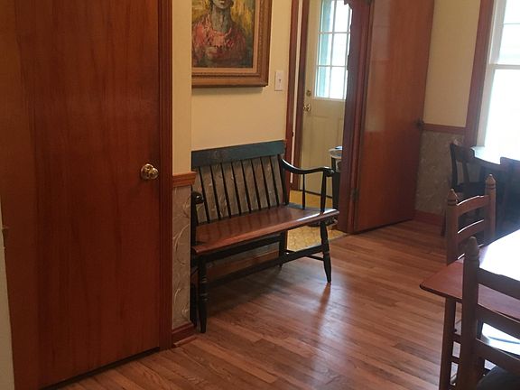 Bench in dining room off kitchen.