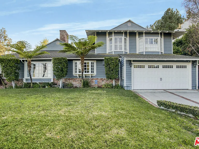 3690 Crownridge Dr — Photo 6