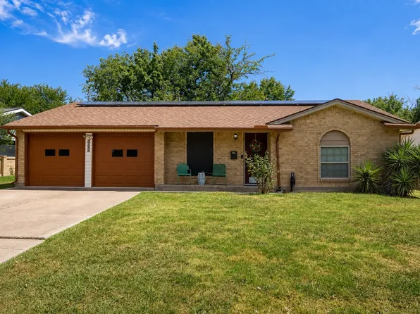 3122 Lark Ln, Irving, TX 75062