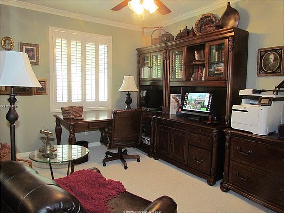 4th image of 6 Village North Dr APT 6