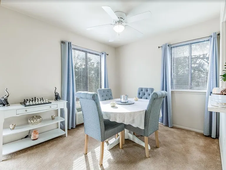 Treetops Apartments — Photo 8