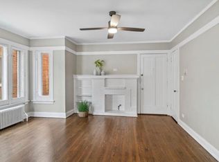 717 Washington Blvd APT 1A, Oak Park, IL 60302