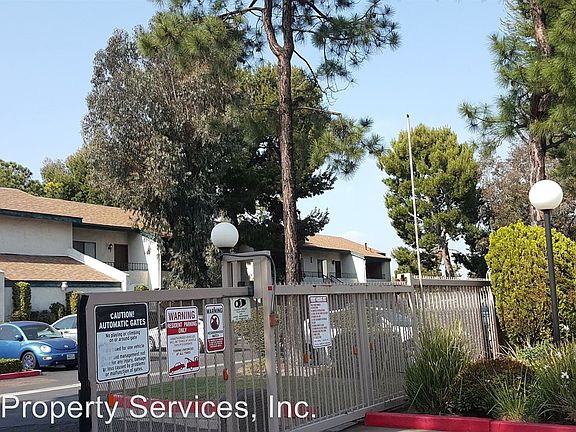 3rd image of 1919 E Sycamore St APT 130