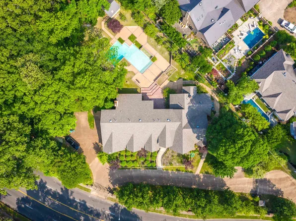 5270 Walnut Grove Rd, Memphis, TN 38120