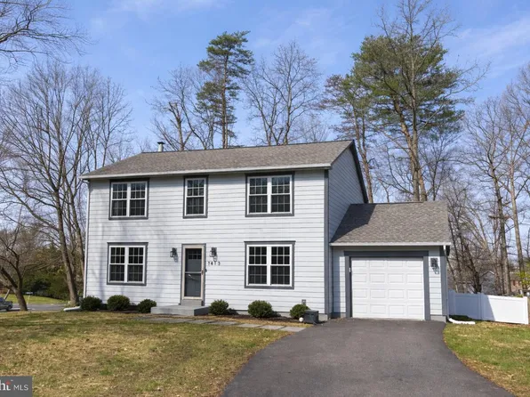 1413 Bayshire Ln, Herndon, VA 20170