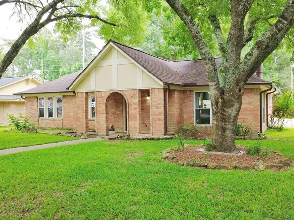 1806 Southwood Dr, New Caney, TX 77357
