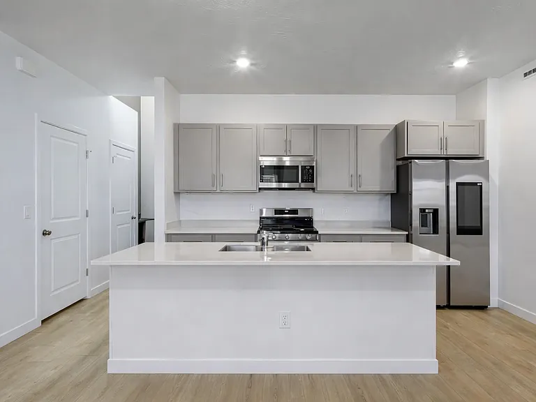 1514 W Bright Eyes Ln — Photo 6