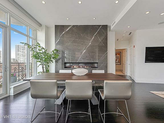 5th image of 2550 N Lakeview Ave #N1105-6