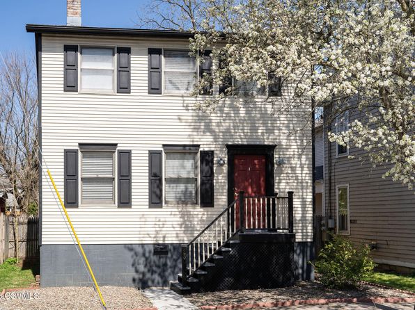 230 N 4th St, Lewisburg, PA 17837
