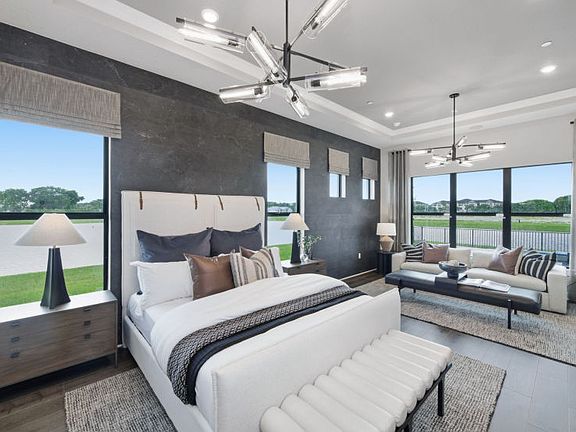 Natural Light in Owner s Suite