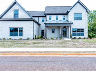 16240 Darby Dr, Athens, AL 35613