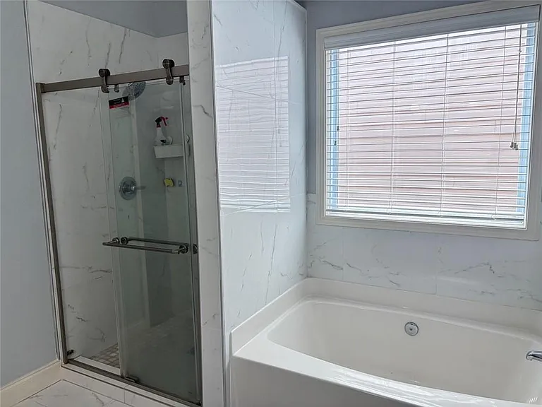 1927 Willoughby Dr — Photo 12