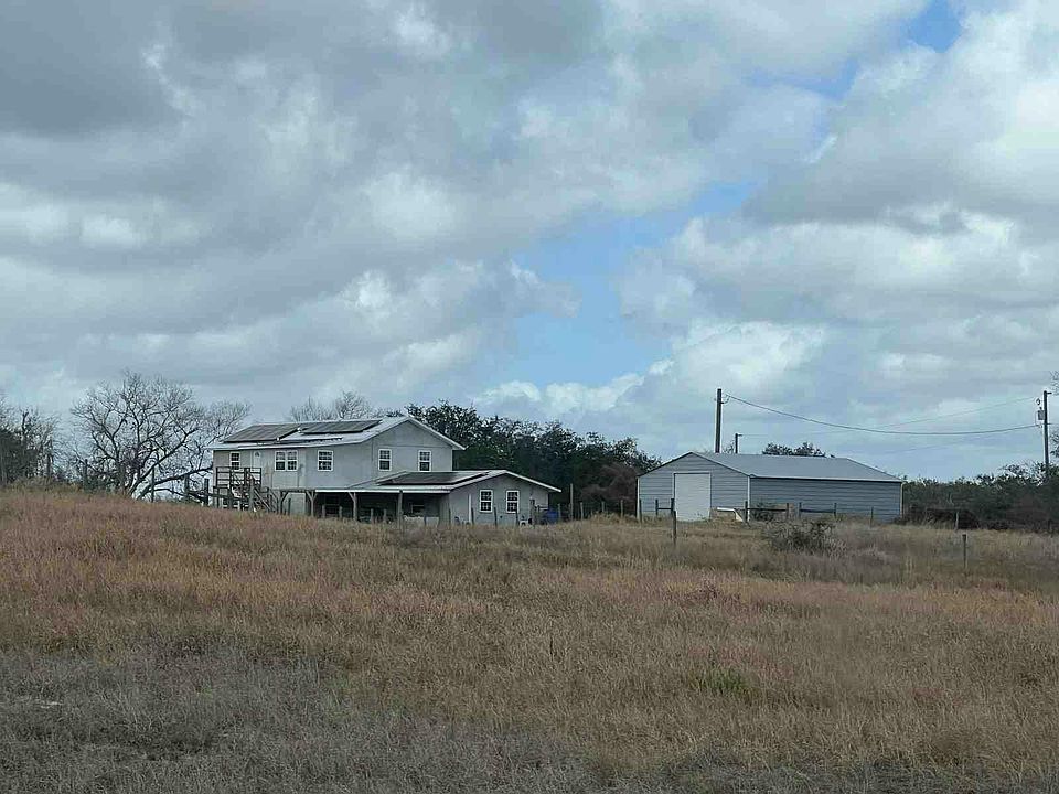1st image of 2751 Snyder Rd