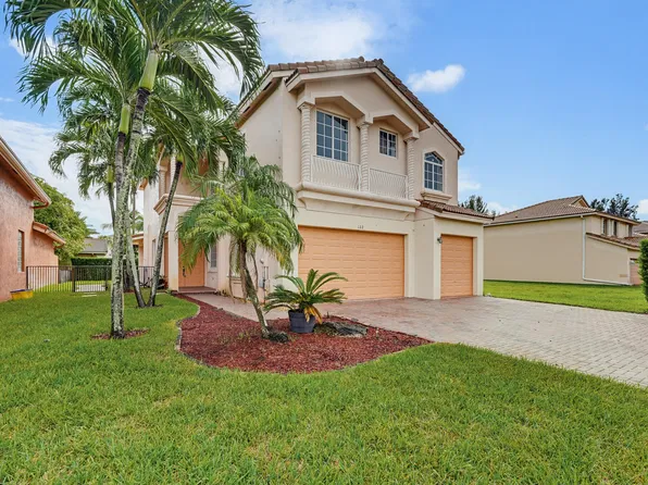 122 SARONA Circle, Royal Palm Beach, FL 33411