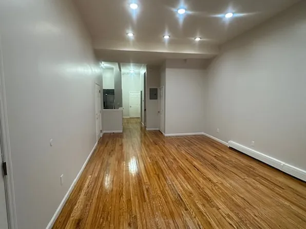 676 Jamaica Ave Floor 1, Brooklyn, NY 11208