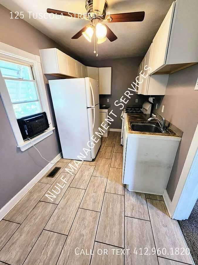 1 bed, 1.5 bath in Mt Washington — Photo 1