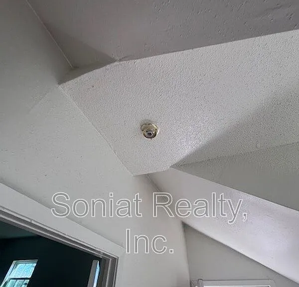 2119 N Villere St #A — Photo 17