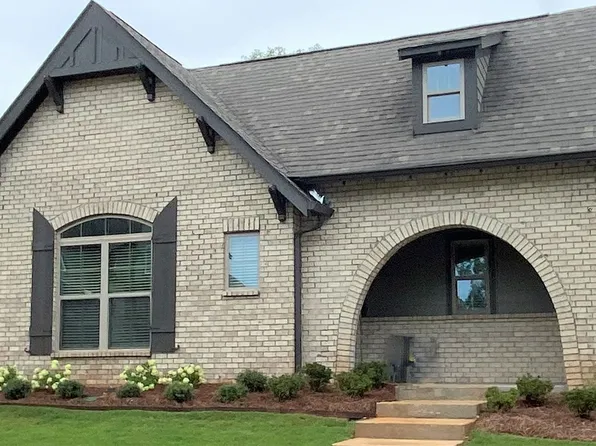 1725 Creekside Ln, Auburn, AL 36830