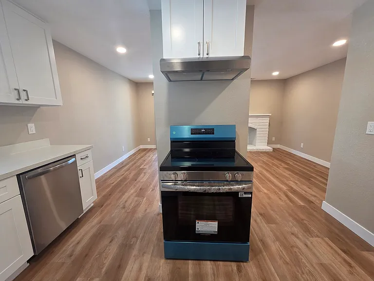 1337 Cottonwood Dr — Photo 4