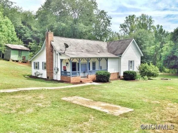 914 Old Hollis Rd, Ellenboro, NC 28040