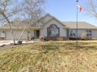 767 Alex COURT, Pewaukee, WI 53072