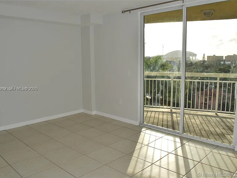 816 NW 11th St #801 — Photo 17
