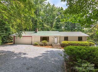 164 Beechwood Dr W, Columbus, NC 28722