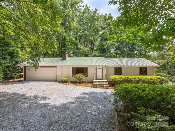 164 Beechwood Dr W, Columbus, NC 28722