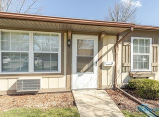 1140 S McCord Rd APT A9, Holland, OH 43528