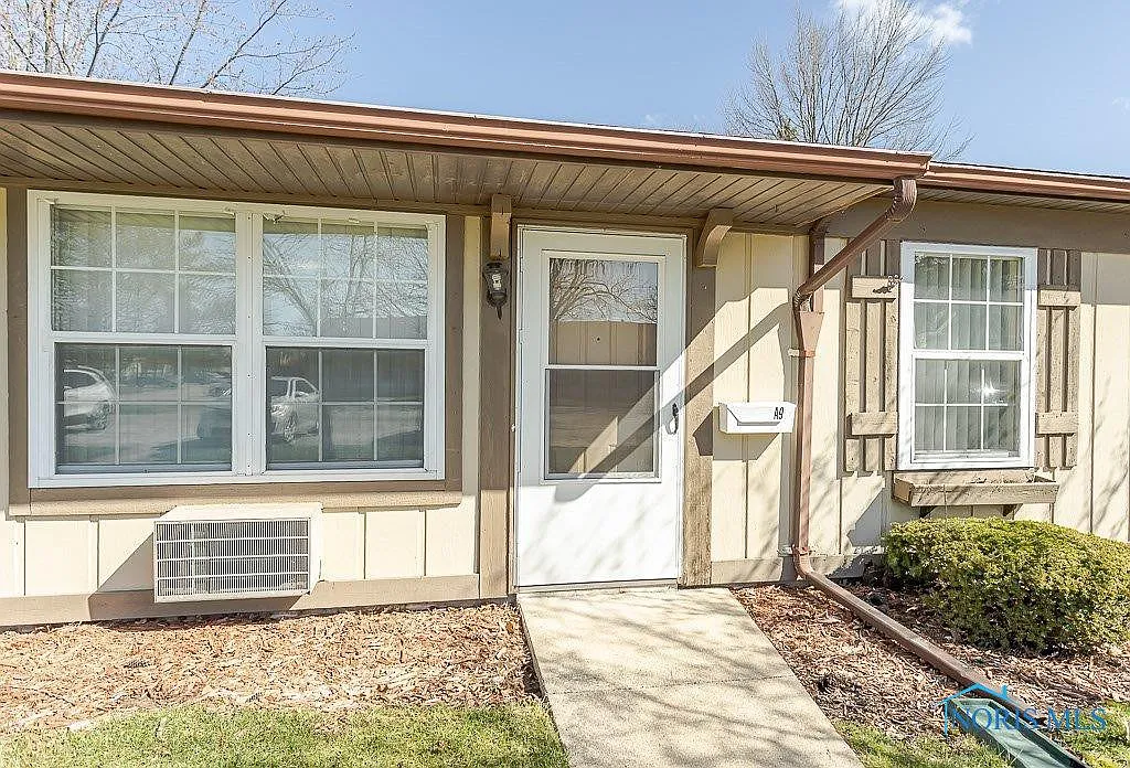 1140 S McCord Rd APT A9 photo 1