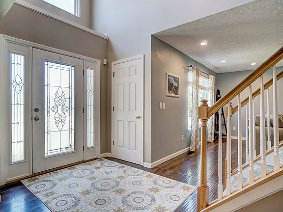 2nd image of 5804 Longbow Dr